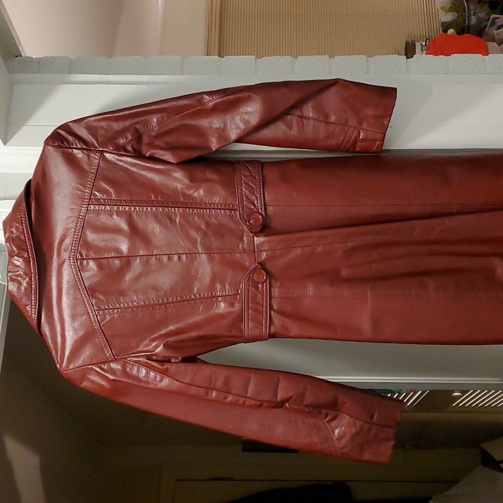 Leather coat - Picture 3 of 5